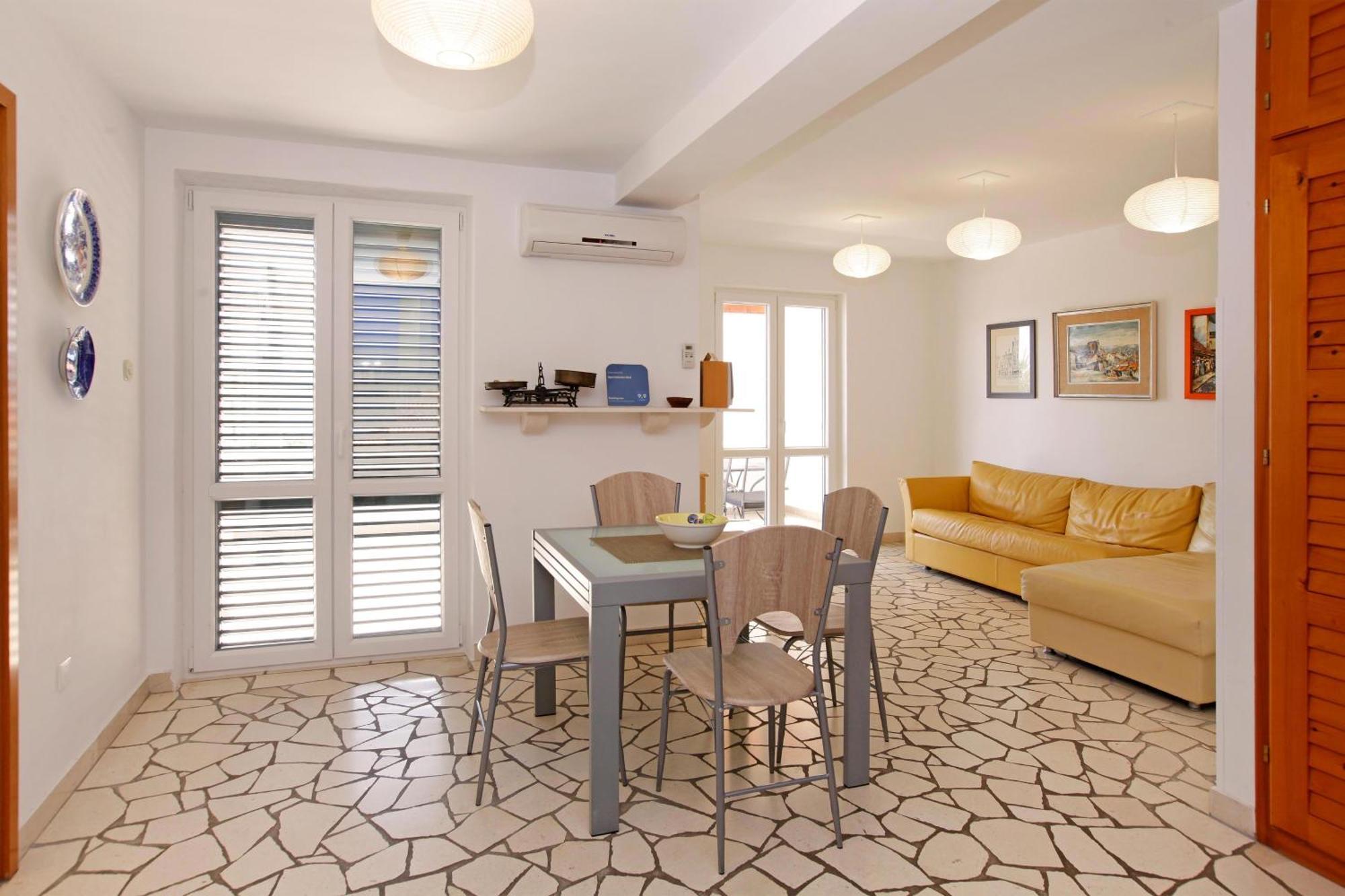 Apartman Mel